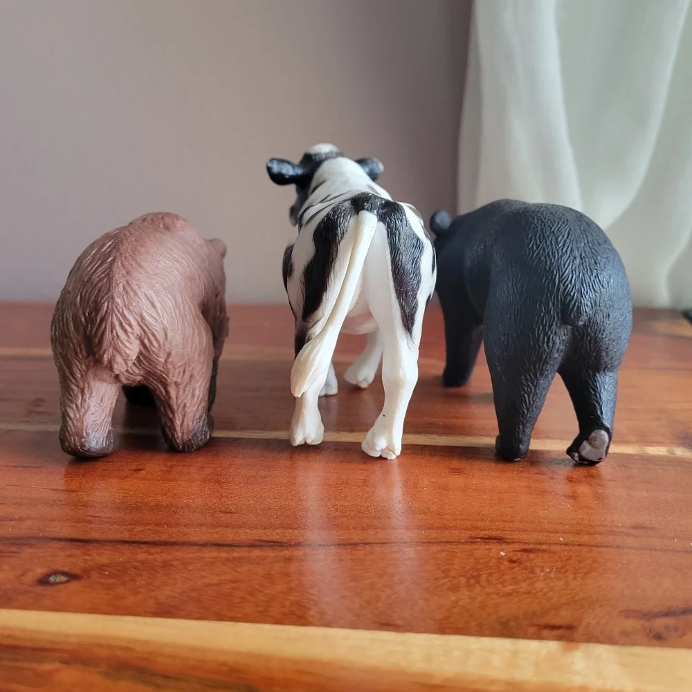 Lot of 3 Sturdy Animal Cow/ Black/Brown Bear Moon Bear WS Grizzly Bear 2005/2017